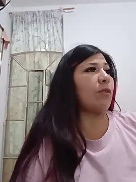 LatinaCalienteMilf - Show dance sexy and masturbacion!