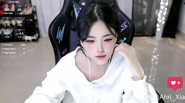 Ahrii_yan - 来姨妈咧呜呜呜