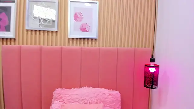 Abril_adams_ - Show tongue with saliva