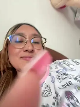 Sara2421 - Flash pussy