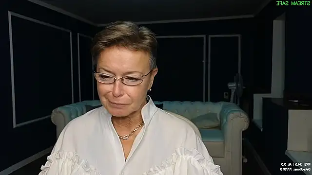 Lia_Light - Make my rainy autumn day hotter )