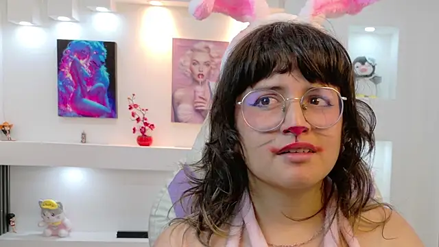 Bunny_sexx - Masturbate pussy x 5 min 🥵🔥