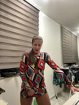 Jennifer11772 - Make me squirt + new vid for you
