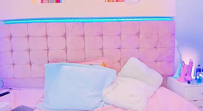 Lilith_sabrina_20 - masturbation with milk 💦💫🍑