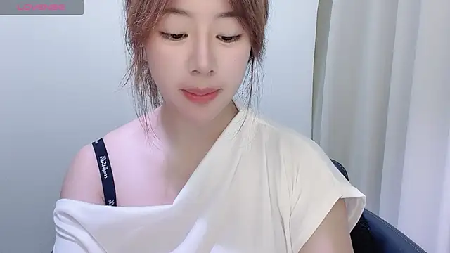 Abigail-3 - Hi~~~