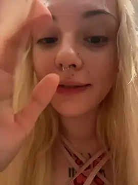 Badblondie - TITTY DROP OOPSIE!!!!