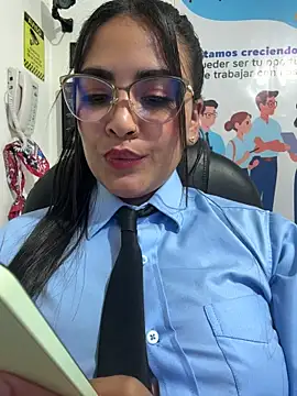 MAYE__13 - PLUG IN THE ANUS 🥵🍑