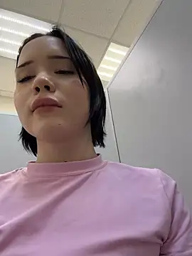 Kitty_sixseven - SPIT ON BOOBS