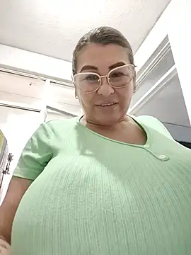 AlexxiaaMat - open ass🍑🍑🍑🍑🍑😝😝😝🥒