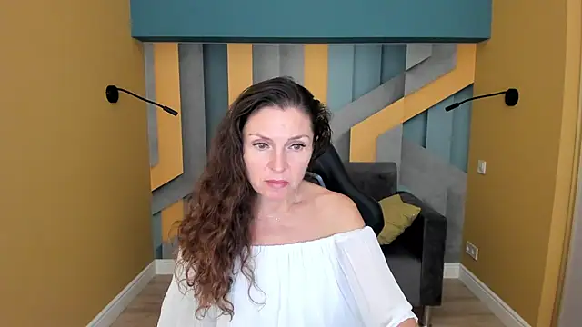 EllaLong - take off my bra