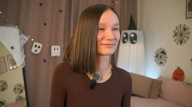 ThereseTonetti - lick lips