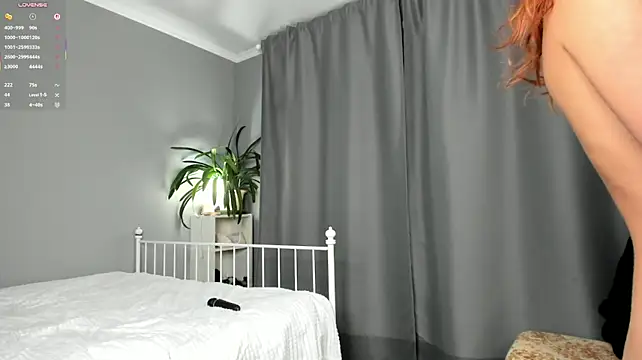 KiraSpark - put lush inside my puussy!