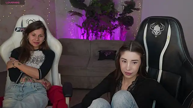 Selena_Glow - naked pussy 2 girl
