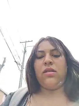 OUTDOORS_VELEN - Kissing a stranger on the mouth 🫦