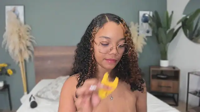 IsabellaReinaa - open ass in doggy style