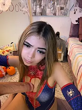 HoneyMollyX - BRA OFF + BOUNCE MY TITS FOR U