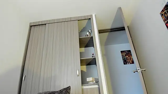 Siindy_lu - Doggy style show ass in bed