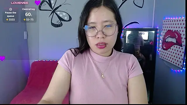 BabyAkemi - doggy + 10 spankings