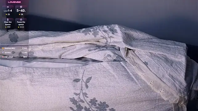 JohanaSugerak - mash my ass with hands