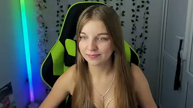 LuckyKinsley - Teasing dance