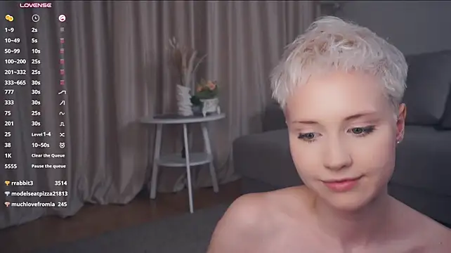 HattieSkay - Drop my skirt on the floor