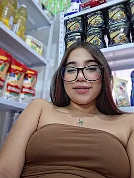 Katia_sweetx - 2 finger ass