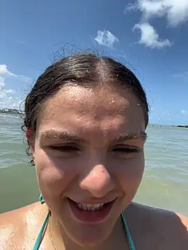 Eva_stark10 - SQUIRT 2 Girls in beach