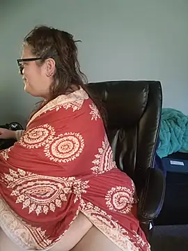 Ticklesquirt - Let’s take a shower together 😘