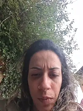 Fabiolagg - Volta pro meu pais, estou vivendo na rua
