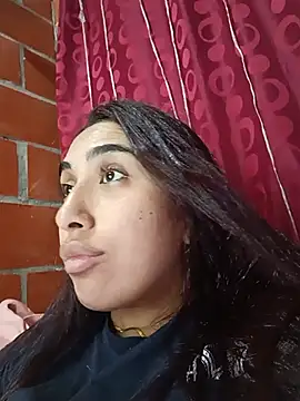 Ifeelverywet_andhot - Big squirting + plug in the ass