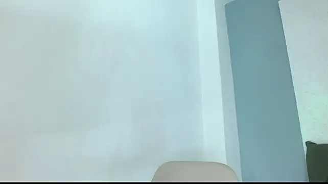 Carla_beer - rub my sexy clit here close up