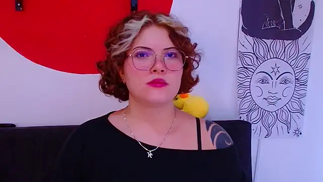 Maddyredhairy - cum show