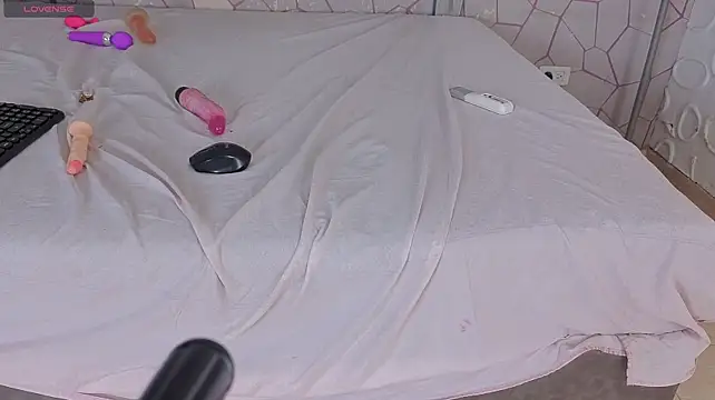 Scarlet_Glow - Ride dildo🔥