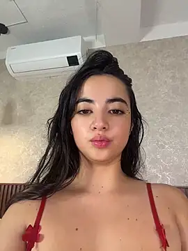 Alisonnwalker2025 - fuck my mouth 💋😈milk