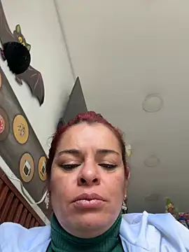Dr_Nathalia_28 - boobs out hands up 4 minut!!😱