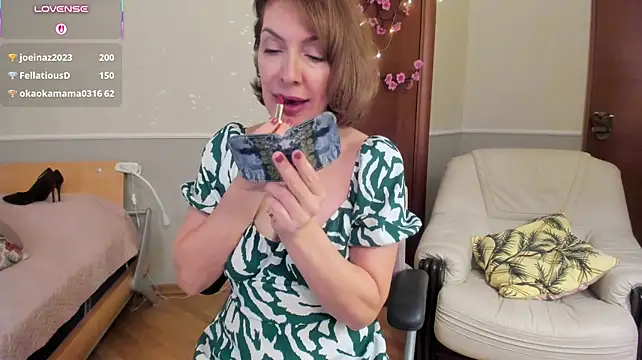 SummerLiza - 2. Show panties