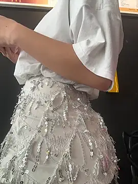 Isabella-gaviria - FINGERING PUSSY + SPIT PUSSY🌸🥵🔥