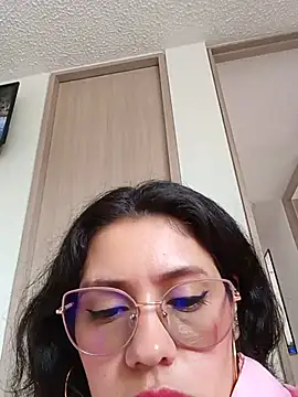 Alebabyhot - Fingers in pussy