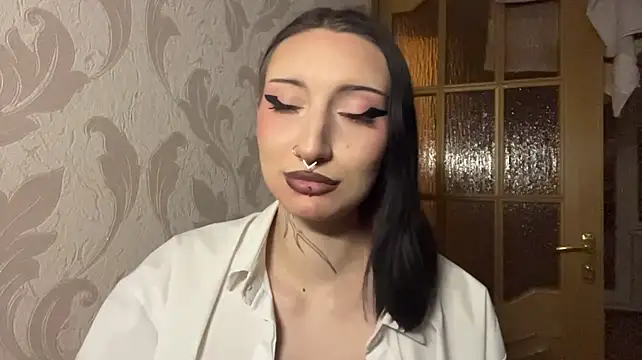DonellaKockler - I'll tease you with my bra