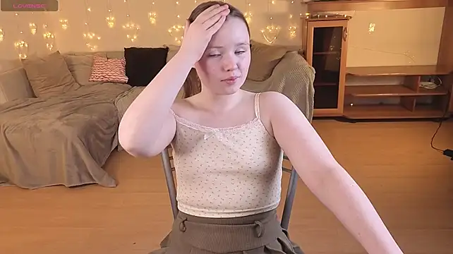 Sweetie_Hope - play with tits