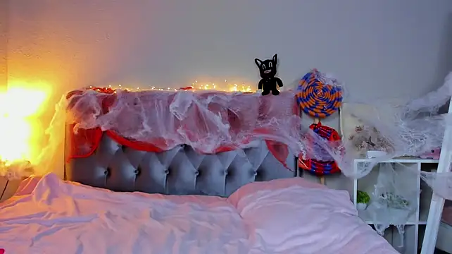 AlbaLimory - take dildo and teasing pussy