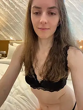 EmilyLinden - Top OFF