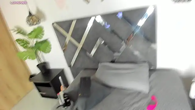 Erika_222 - FUCK MY PUSSY + MACHINE CONTROL 3 ​​MIN