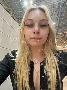 AngelinaTous
