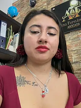_Sarah-Office1 - Little Pussy Wanna Pleasure🌸