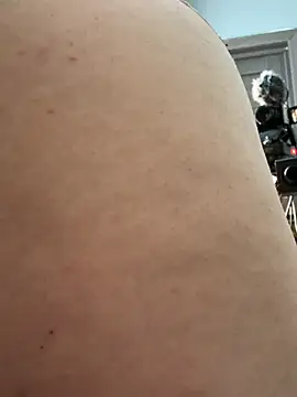 MomoRins - handbra