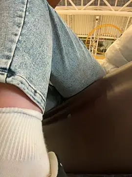 KatyVibes - more boobies show <3