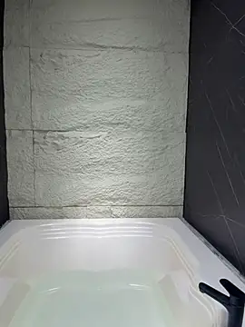 AbyThompson - Get in the jacuzzi, lick tits