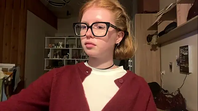 ShantaySteeves - Tiny tongue peek 👅