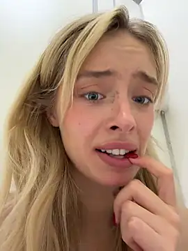 PollyLolly - Take off PANTS + Doggy Position MEN WC